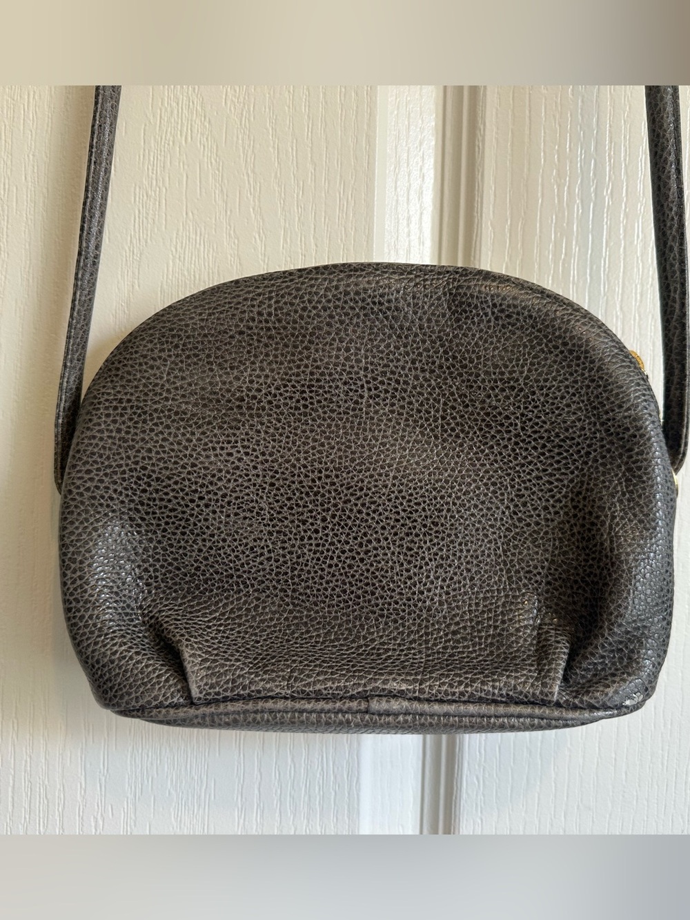 Vintage Liz Claiborne Pebble Grey Leather Purse. Great Vintage Condition 🩶 - Picture 6 of 15